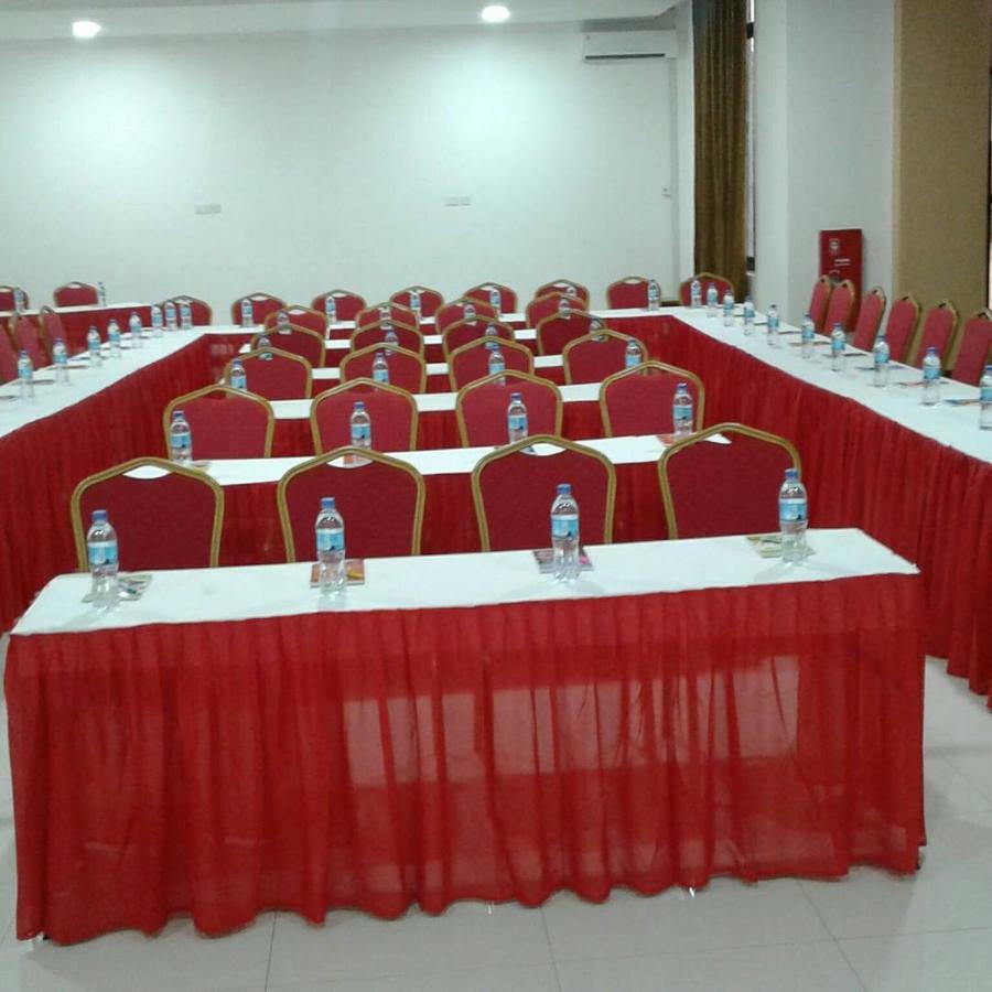 Dodoma Nashera Hotel מראה חיצוני תמונה