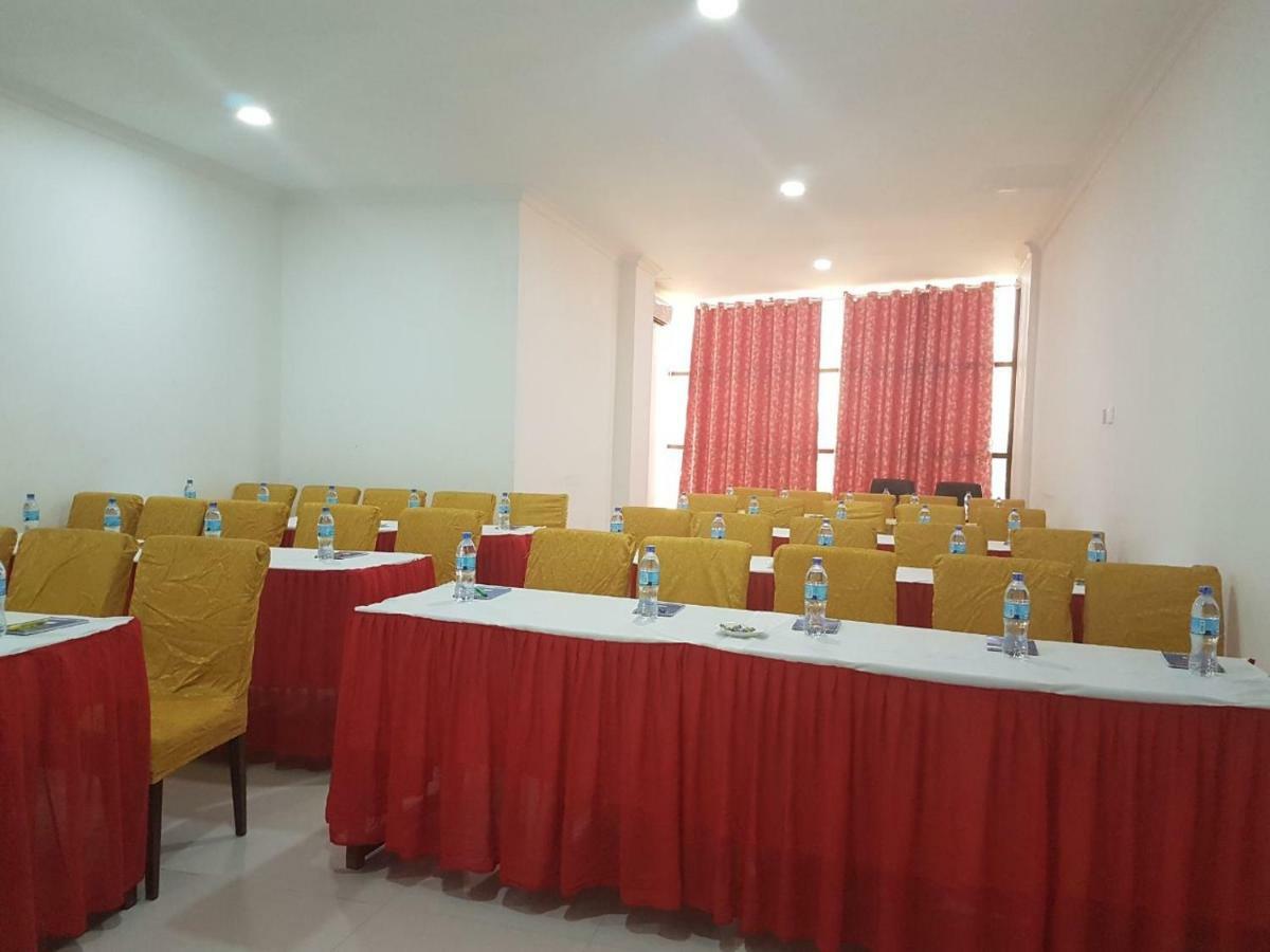 Dodoma Nashera Hotel מראה חיצוני תמונה