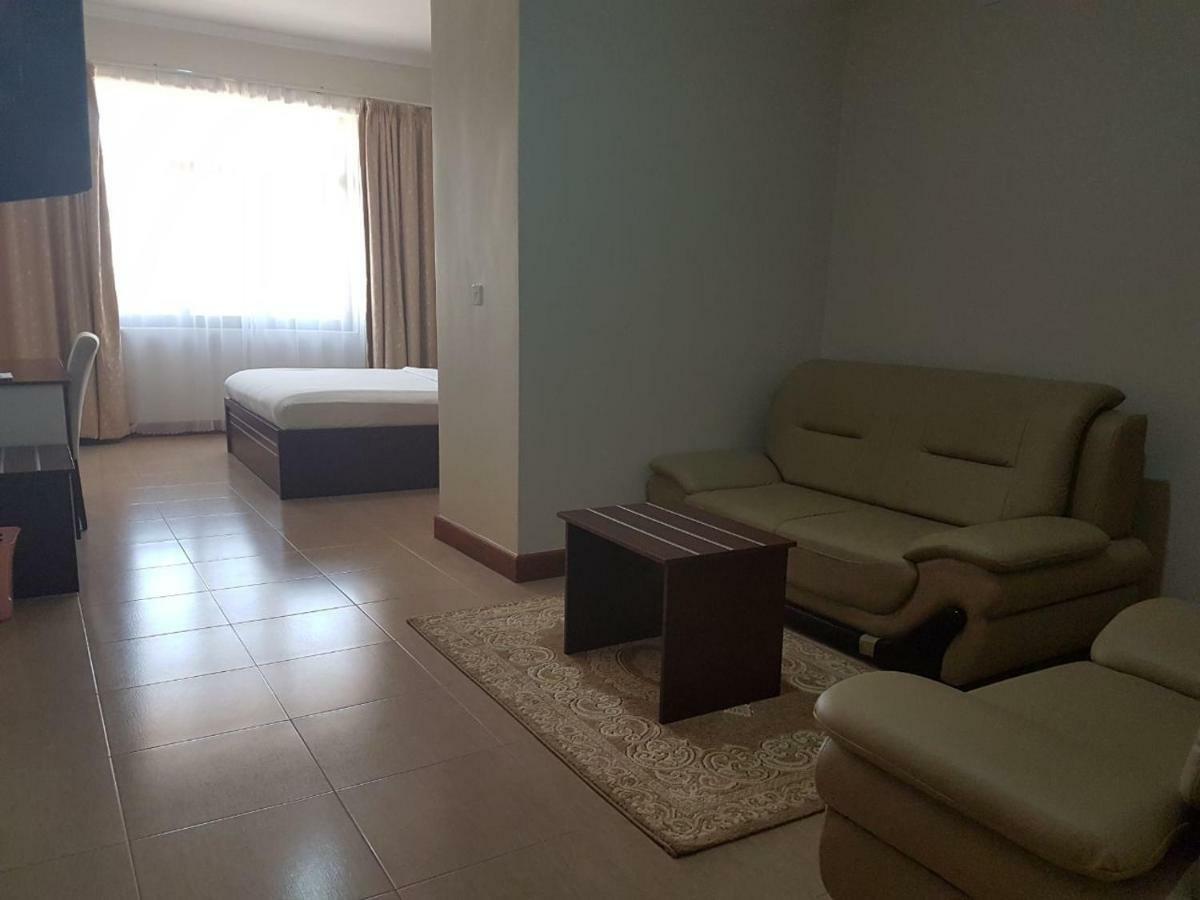 Dodoma Nashera Hotel מראה חיצוני תמונה